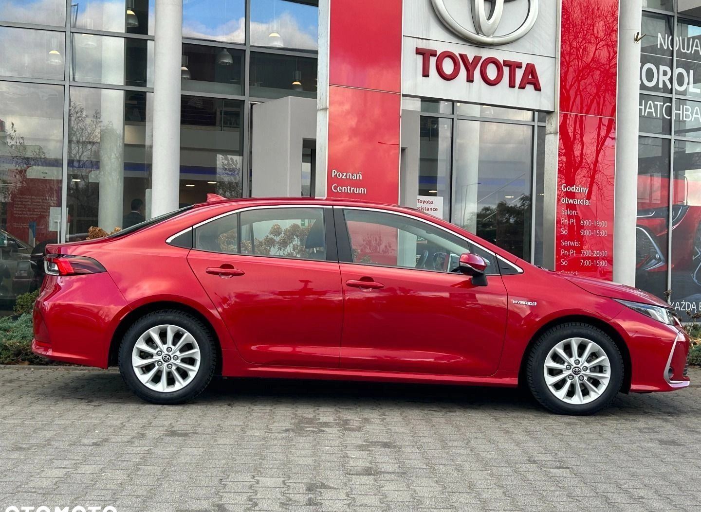 Toyota Corolla cena 87900 przebieg: 105698, rok produkcji 2021 z Poznań małe 46